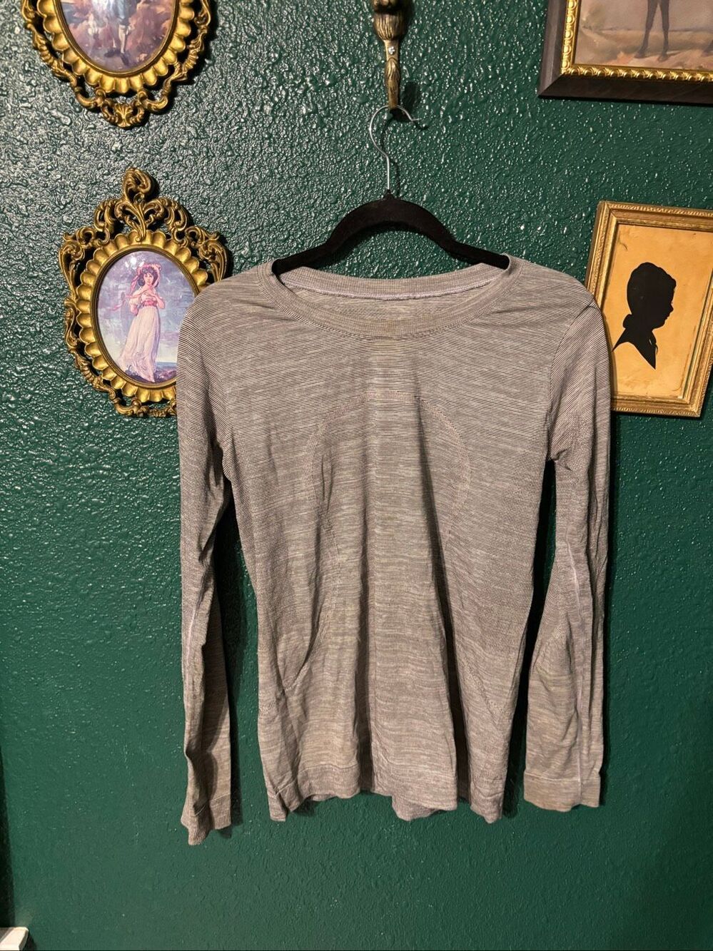 Lululemon Swifty Tech Long Sleeve Size 6 Striped Gray Black